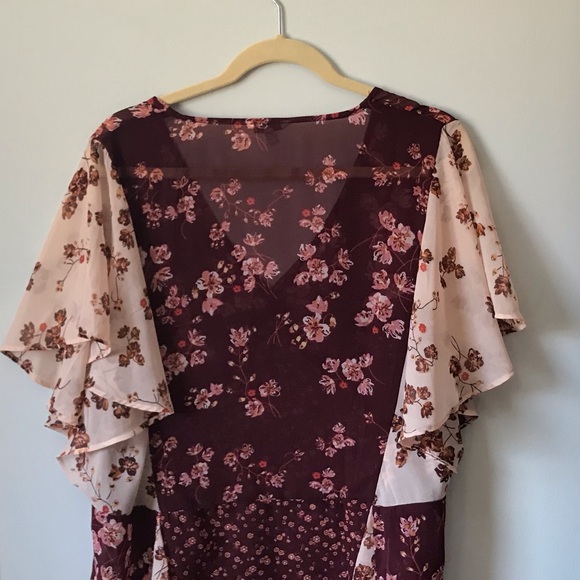 NWOT Lucky Brand print top with flutter sl… - Picture 7 of 8